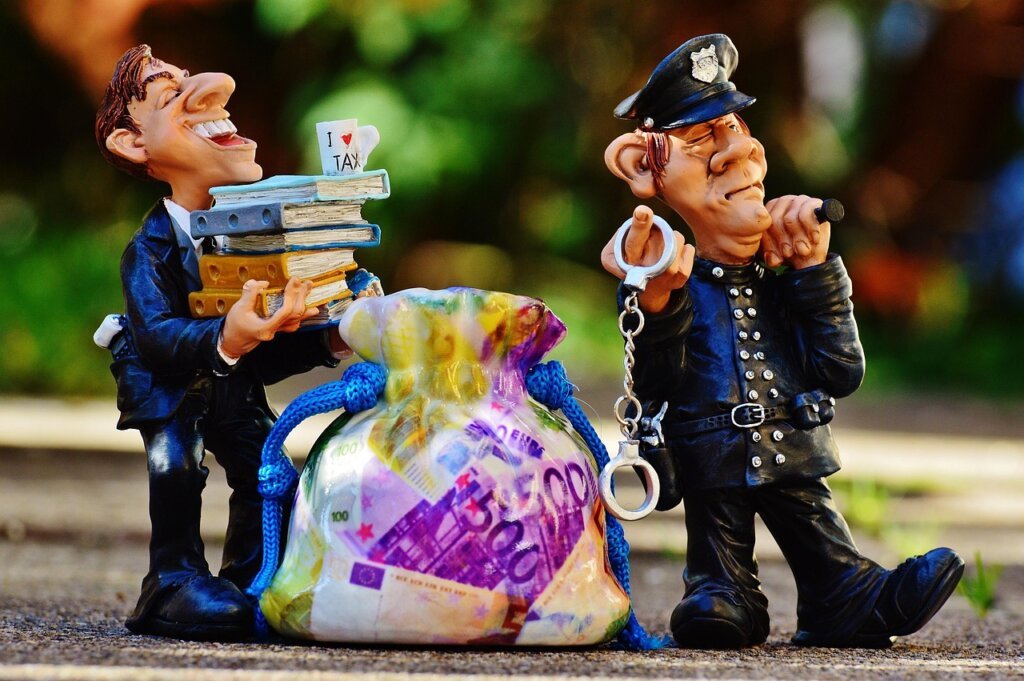 Monetary vs. Fiscal Policy